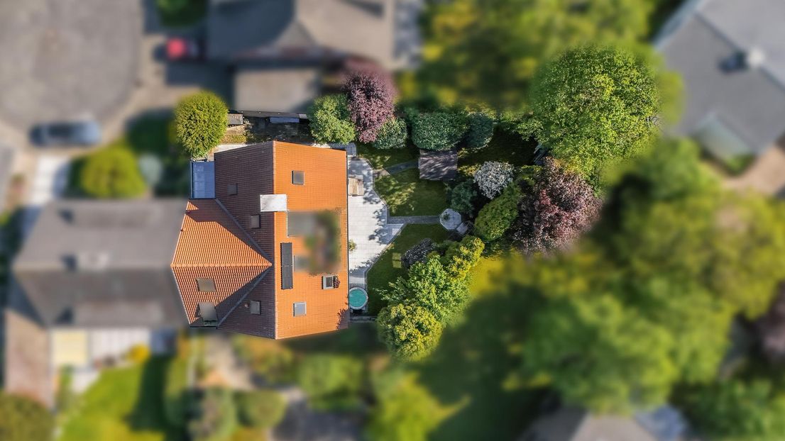 Exklusives Wohnen mit Garten, Wintergarten und Sauna ETW mit